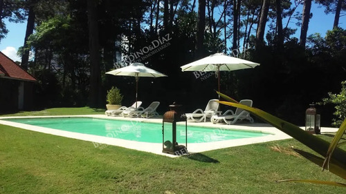 Espectacular Residencia En Venta Apta Para Hotel