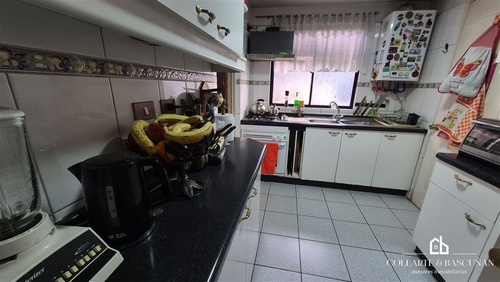 Casa En Venta De 5 Dormitorios Y 4 Baños En Comuna De Maipú
