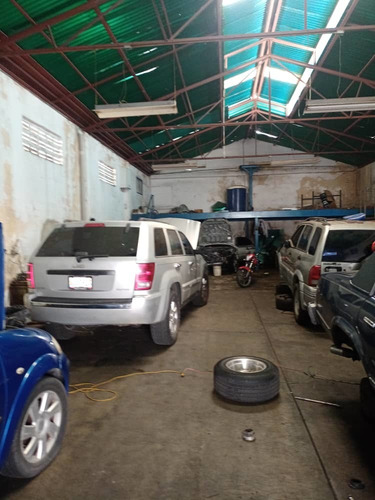 Imagen 2 de 8 de Vendo Galpón 832 M2 Cementerio Del Sur