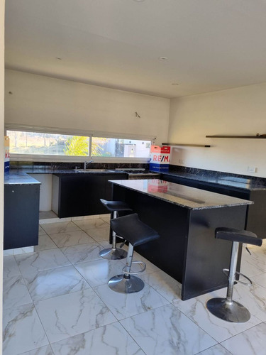 Venta Casa 4 Ambientes Casuarinas Premium Canning
