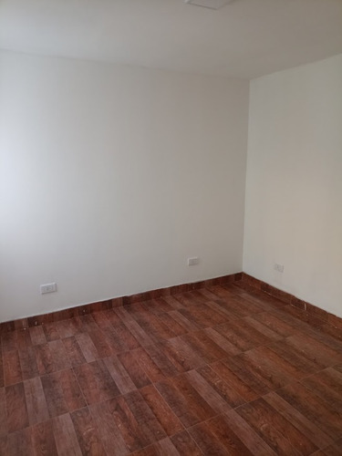 Casa De 3 Ambientes En Alquiler En Ciudad Evita.