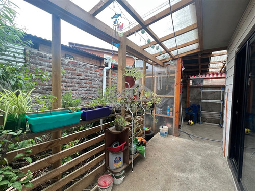 Casa En Venta De 2 Dorm. En Padre Las Casas