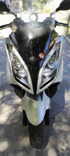 Kymco Downtown 300