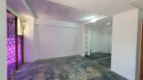 Imagen 3 de 5 de Gm: Local Comercial En Alquiler Av 5 De Julio Puerto La Cruz