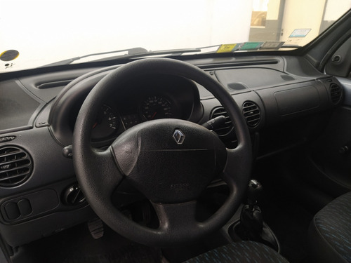 Imagen 14 de 24 de Renault Kangoo Confort 5 Asientos 1.6