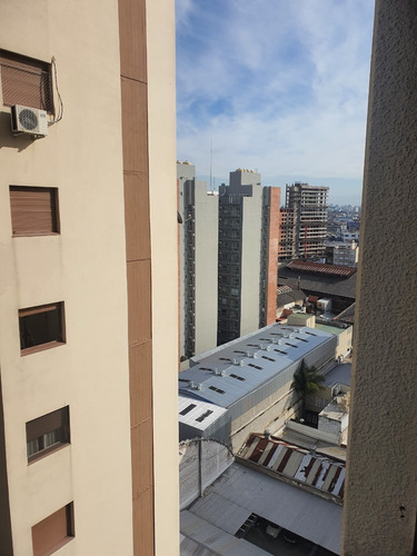 Departamento 3 Amb Avellaneda Centro.dueño Directo.