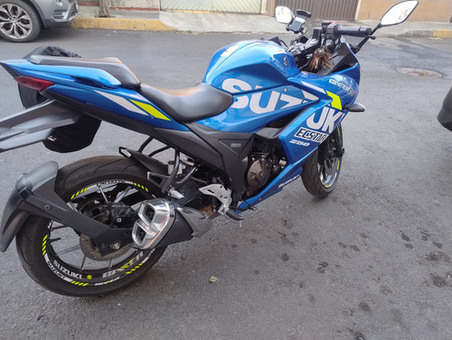 Motocicleta En Exelentes Condiciones