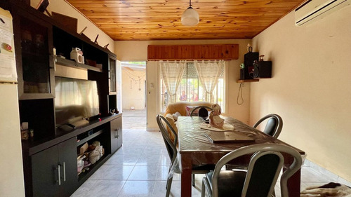 Casa En Venta Empalme Lobos 3 Amb Patio Y Parque