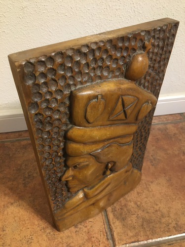 Dos Retablos Antiguos Tallados En Madera De Gran Espesor (Usado)
