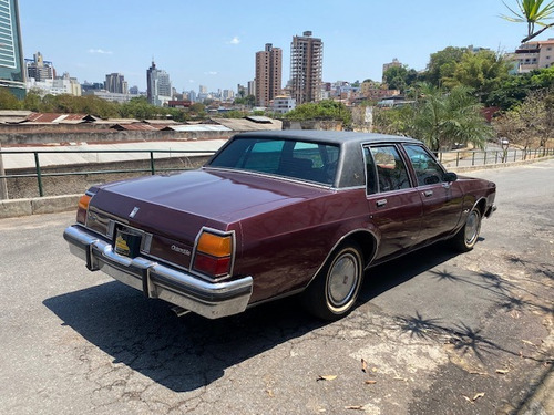 Imagem 4 de 15 de Oldsmobile Delta 88 Royale 1981