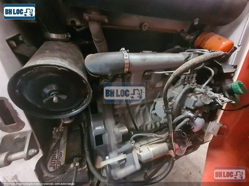 Imagem 7 de 7 de Mini-carregadeira Bobcat S130 Ref.208590