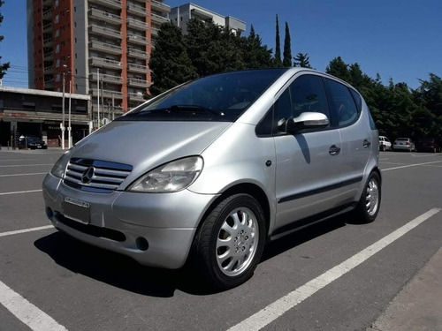 Mercedes-benz Clase A 1.9 A190 Elegance Luxury Cuero Gnc