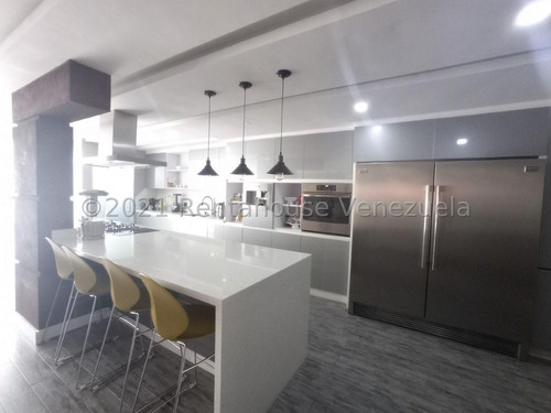 Imagen 8 de 14 de Marol Rentahouse Vende Townhouse En El Bosque Valencia 22-19164
