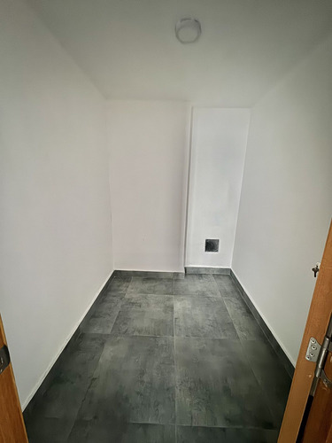 Apartamento Nuevo En Evaristo Morales