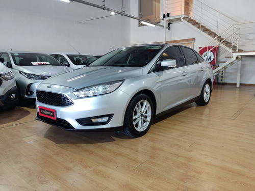 Ford Focus III 1.6 Sedan S