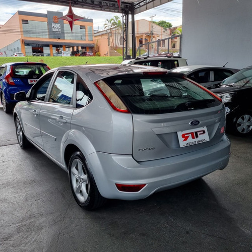 Imagem 3 de 10 de Focus 1.6 Glx Flex