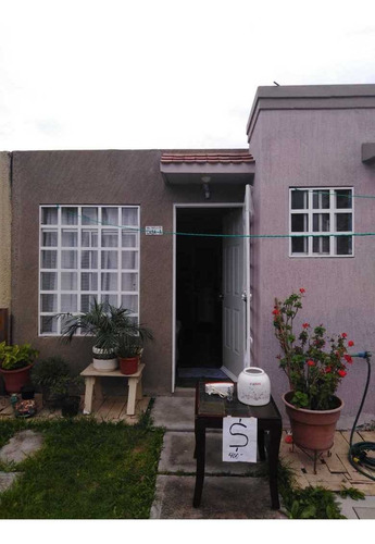 Imagen 8 de 10 de Casa En Venta