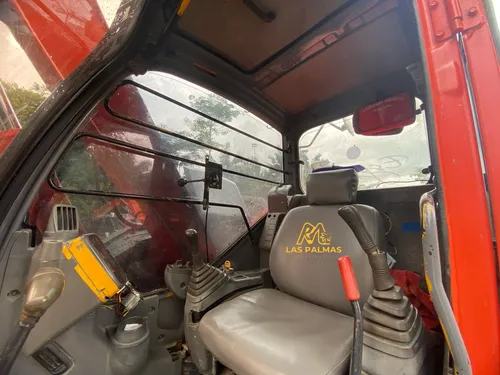 Excavadora Hitachi 75 Modelo 2005