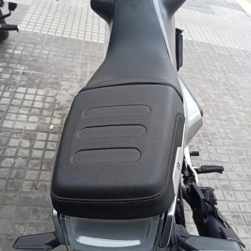 Husqvarna Svartpilen 401 Excelente Estado - Domingo Torre