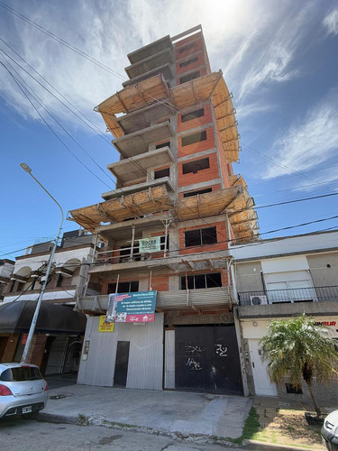Departamento Dos Ambientes A La Venta En Wilde Centro