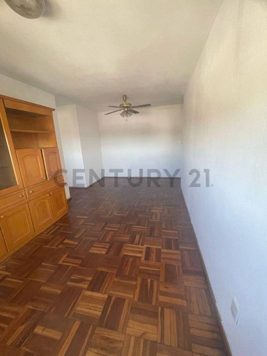 Apartamento En Sayago-prox. A Principales Av.-acepta Banco.