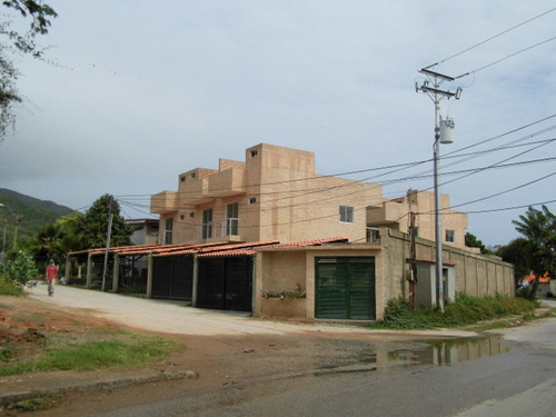 Apartamento En Venta Via Principal De Guacuco Villa Daja