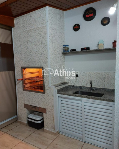 Sobrado Em Condomínio Com 3 Dormitórios(1 Suíte), Wc. Social, Sala 2 Ambientes, Cozinha Planejada, A.s. Planejada, Área Gourmet Com Churrasqueira, 2 Vagas De Garagem. Móveis Planej - Sb00637 - 692853