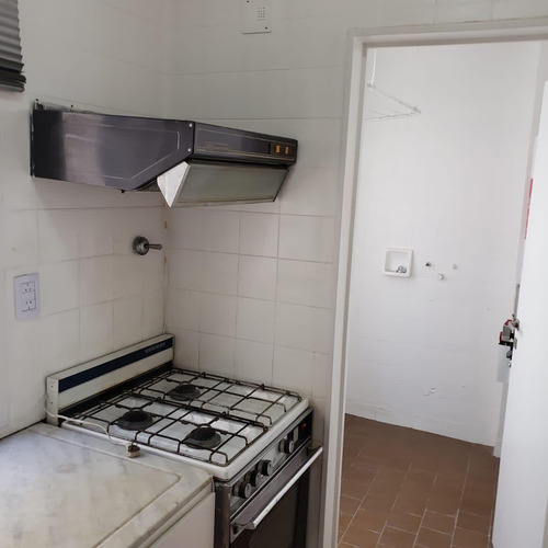 Alquiler Palermo Nuevo Segui Y Sinclair Monoambiente Contrafrente A/a Luz Y Sol Balcon Cocina Baño Completo Seguro De...