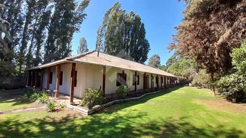Sitio En Arriendo En Buín Con Casa Apta Comercial
