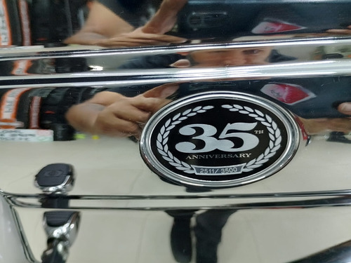Imagen 11 de 16 de Harley-davidson Dyna Edición Especial 35 Años