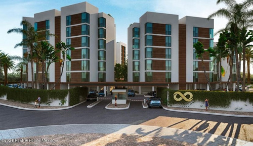 Imagen 2 de 14 de Departamento En Venta En Cancun, Cancun Centro. Gis. #21-4511