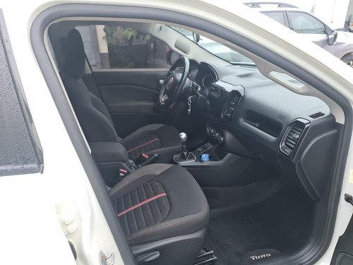 Fiat Toro 1.8 Endurance 16v Flex 4x2 4p