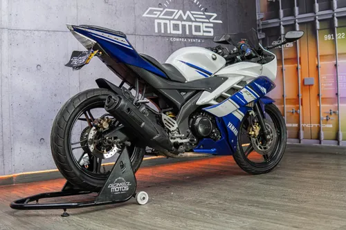 Yamaha R15 150 2017