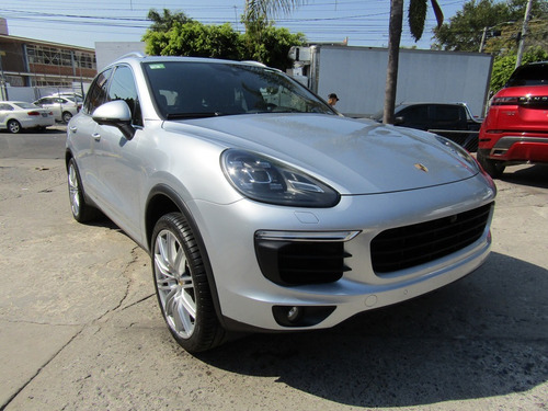 Porsche Cayenne 4.2 Diesel S At