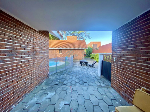 Imagen 21 de 30 de Casa En Rincón Del Indio - Punta Del Este