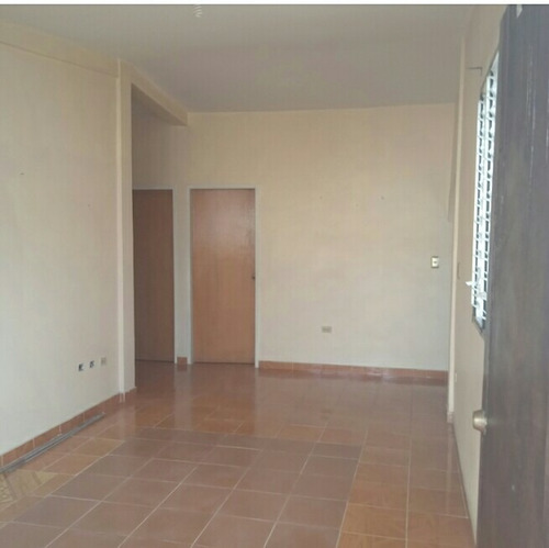 Imagen 3 de 10 de Vedo Casa En Urb Villa Caridad, Via Zuata