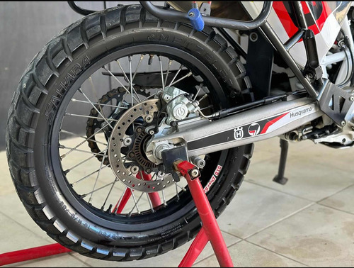 Husqvarna 701 Enduro Con Muchos Extras