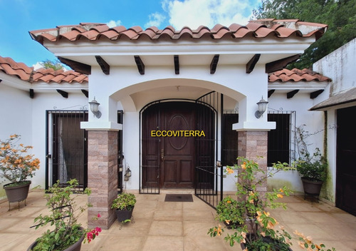¡¡buscas Casa De Un Nivel Con Amplio Terreno!! Ven Y Conoce Belleza De Casa Estilo Colonial