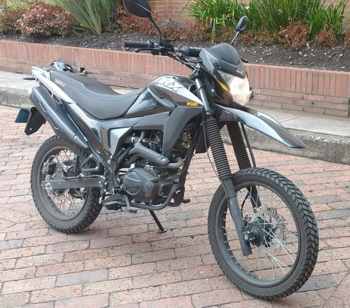 Imagen 2 de 6 de Victory Mrx 150
