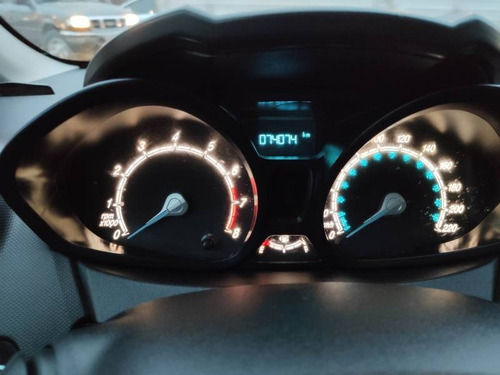 Imagem 9 de 9 de Ford Fiesta 1.5 8v Completo