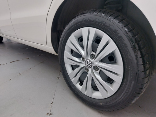 Volkswagen Voyage 1.0 12V MPI TOTALFLEX 4P MANUAL