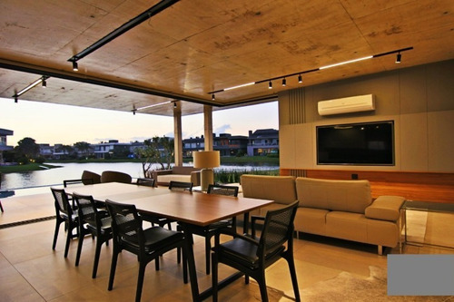 Imagem 12 de 30 de Casa À Venda Em Xangri-lá - Ca01324 - 69313280