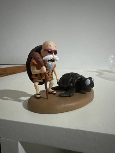 Figura Dragon Ball Z Roshi Bulma Muñeco Anime Pvc Colección