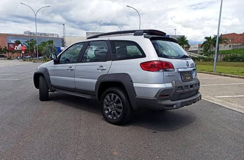 Fiat Weekend Adventure 2018 1.8 Flex 4p