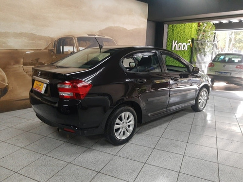 Imagem 3 de 9 de Honda City 1.5 Flex (completo)