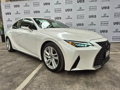 Lexus IS 4p 300 Premium L4/2.0/T Aut