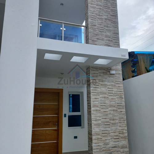 Casa Nueva Con Terraza En Venta En La Zona Sur De Santiago Wpc06