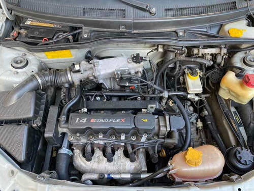 Imagem 6 de 6 de Chevrolet Prisma 2009 1.4 Maxx Econoflex 4p 95 Hp