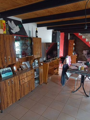 Se Vende Villa Rosas Con 2 Viviendas Rafaela