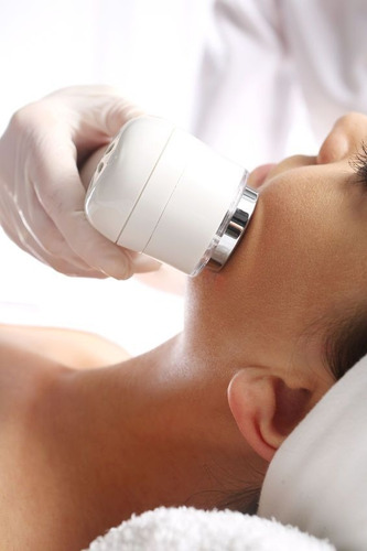 Tratamiento Con Ultrasonido Facial